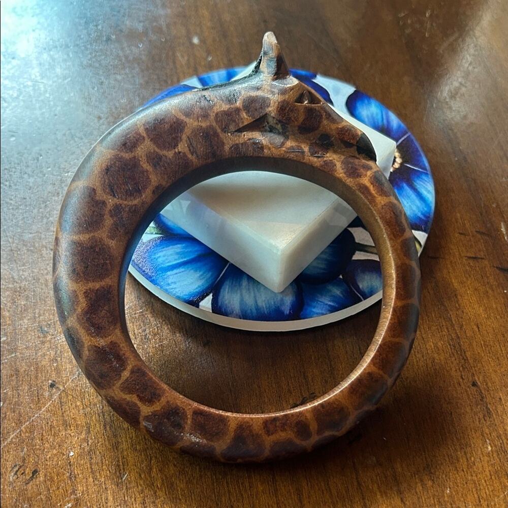 Giraffe Carved wooden Bangle bracelet #B43 animal